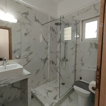 Apartament Votsalo & *